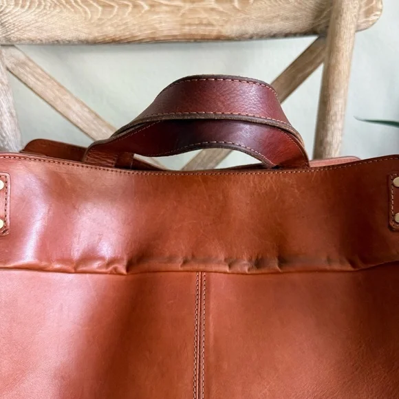 Sezane Sam leather tote bag - Picture 5 of 13